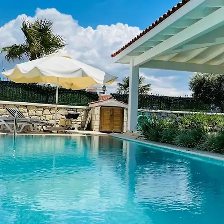 Cesme Aegean Pearl Villa فيلة *