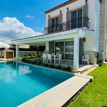 Cesme Aegean Pearl Villa *